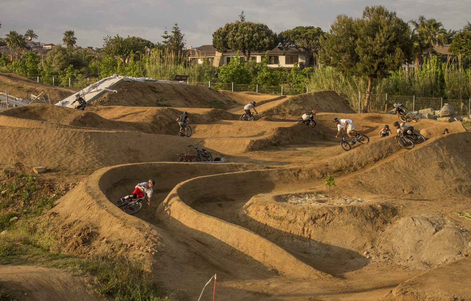 The dual speed and style circuit